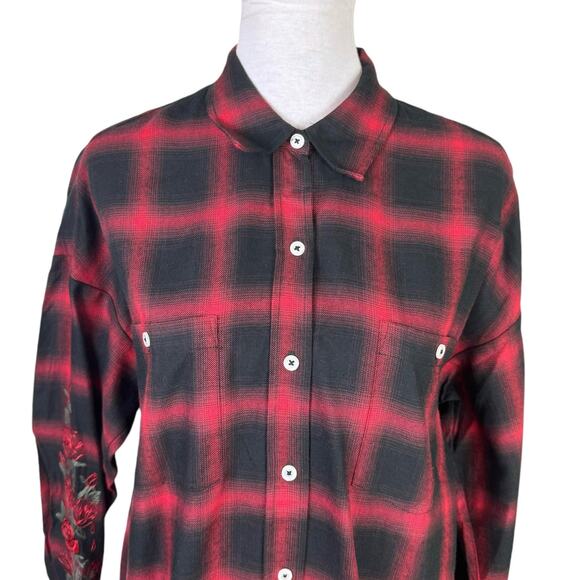 Adaptation NWT Barneys New York Red Black Plaid Flannel Rose Embroidered Dress - Picture 5 of 13